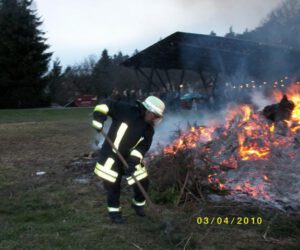 Read more about the article Osterfeuer 2010