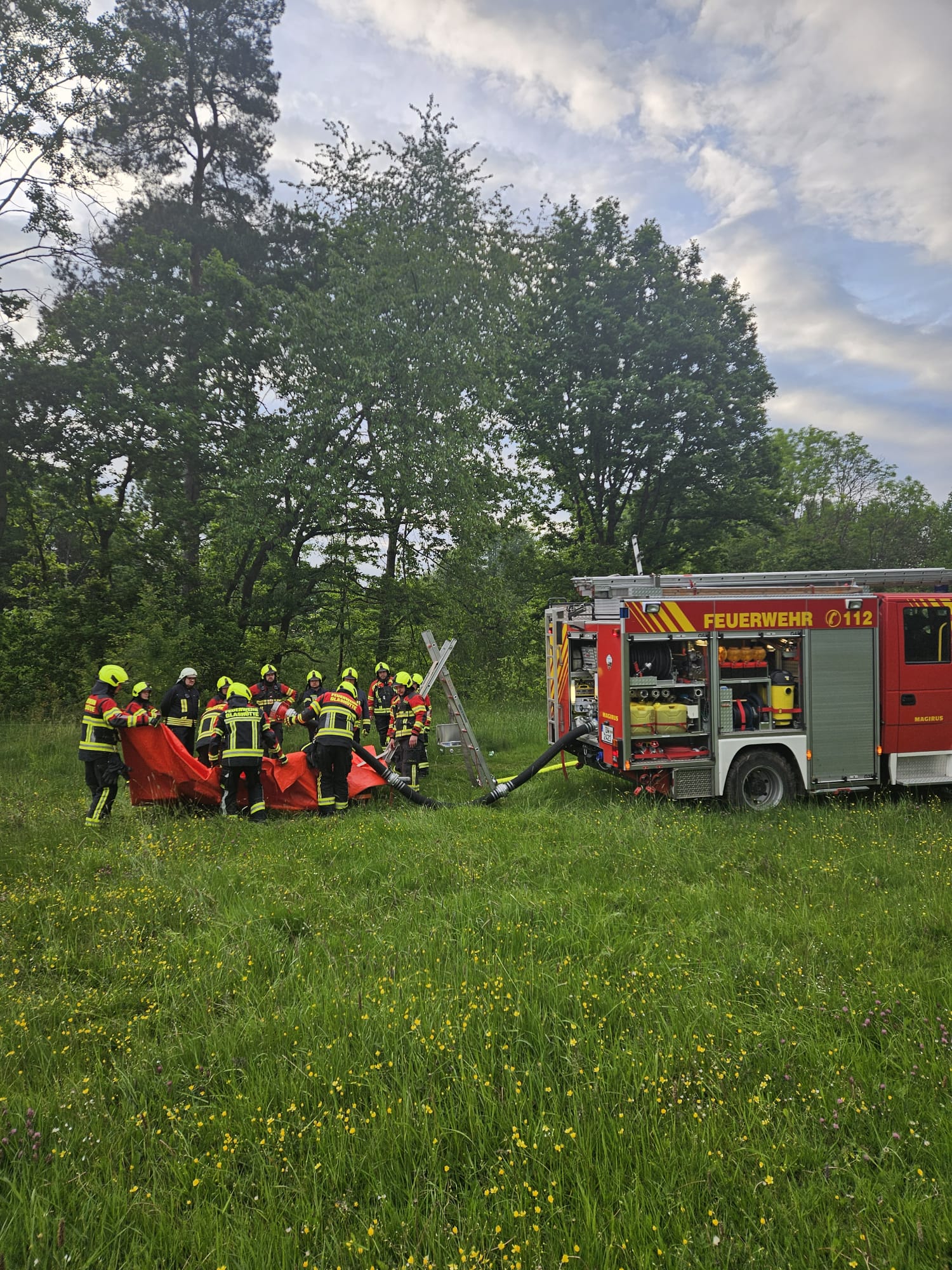 Mehr über den Artikel erfahren Flächenbrandübung